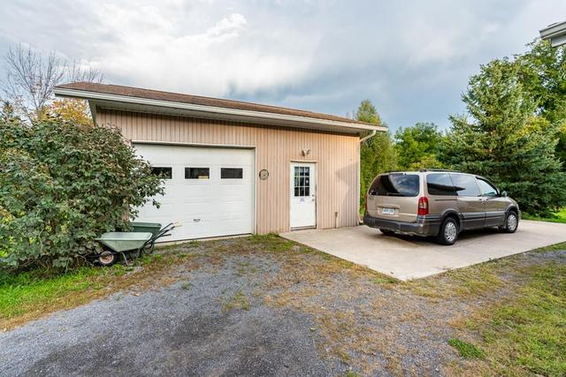 19674 County 25 Road, House detached with 4 bedrooms, 2 bathrooms and 4 parking in South Glengarry ON | Image 23