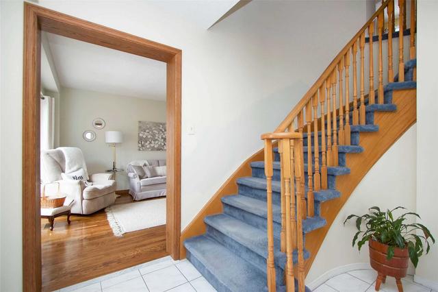 32 Stanford Cres, House detached with 4 bedrooms, 4 bathrooms and 6 parking in Clarington ON | Image 25
