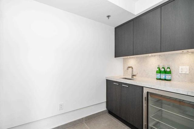 th 16 - 1086 Bay St, Townhouse with 3 bedrooms, 4 bathrooms and 2 parking in Toronto ON | Image 27