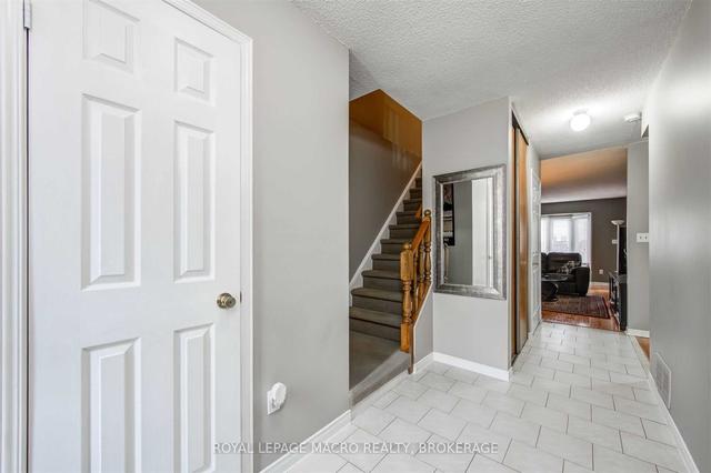 1675 Upper Gage Ave, Townhouse with 3 bedrooms, 2 bathrooms and 2 parking in Hamilton ON | Image 12