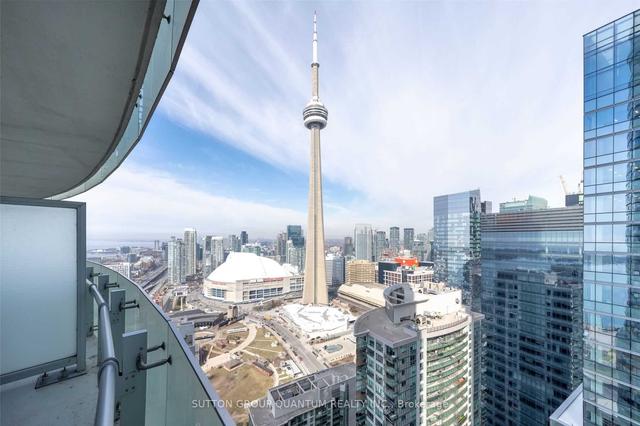 3809 - 12 York St, Condo with 1 bedrooms, 1 bathrooms and 1 parking in Toronto ON | Image 1