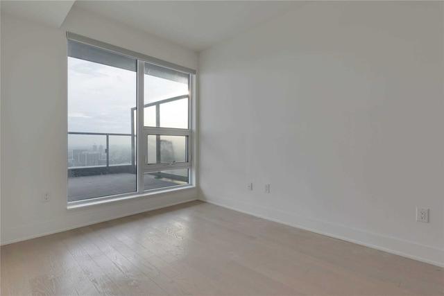 3205 - 955 Bay St, Condo with 1 bedrooms, 1 bathrooms and 0 parking in Toronto ON | Image 3
