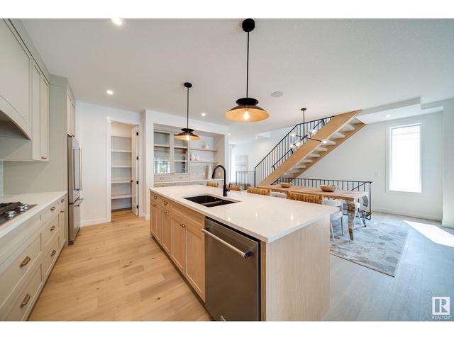8328 120 St Nw, House detached with 5 bedrooms, 3 bathrooms and null parking in Edmonton AB | Image 20