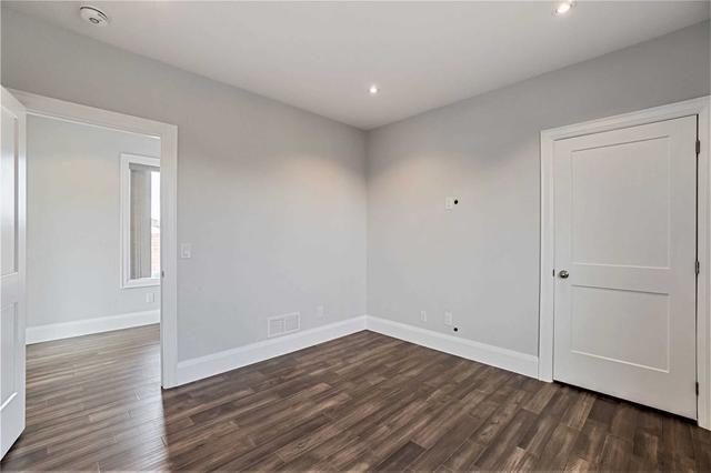 310 Melrose St, House detached with 3 bedrooms, 3 bathrooms and 3 parking in Toronto ON | Image 17