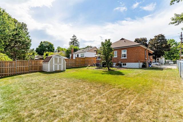 223 Erindale Ave, House detached with 4 bedrooms, 2 bathrooms and 3 parking in Hamilton ON | Image 33