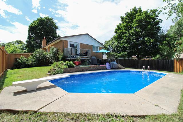 950 Silverdale Rd, House detached with 3 bedrooms, 1 bathrooms and 3 parking in Peterborough ON | Image 37