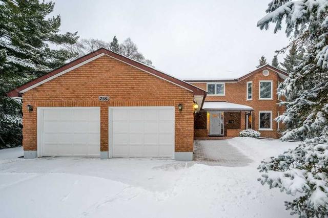 735 Woodland St, House detached with 6 bedrooms, 6 bathrooms and 8 parking in Peterborough ON | Image 1