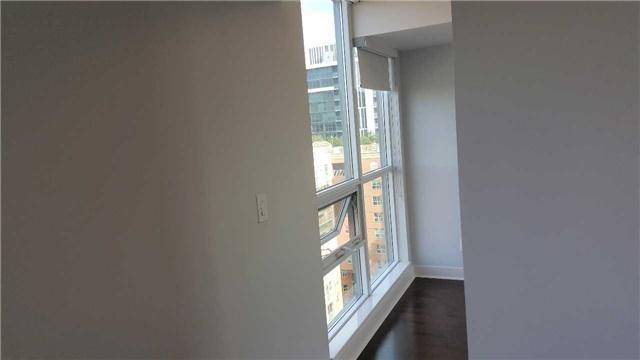 Lph21 - 320 Richmond St, Condo with 1 bedrooms, 1 bathrooms and 1 parking in Toronto ON | Image 10