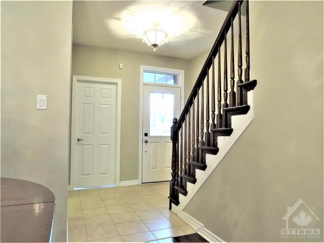 541 Sunlit Circle, House detached with 3 bedrooms, 4 bathrooms and 3 parking in Ottawa ON | Image 8