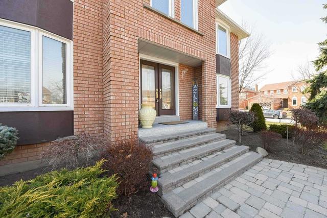 4470 Marshdale Crt, House detached with 4 bedrooms, 3 bathrooms and 6 parking in Mississauga ON | Image 18