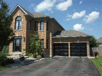 913 Ivsbridge Blvd, House detached with 4 bedrooms, 3 bathrooms and 6 parking in Newmarket ON | Image 1