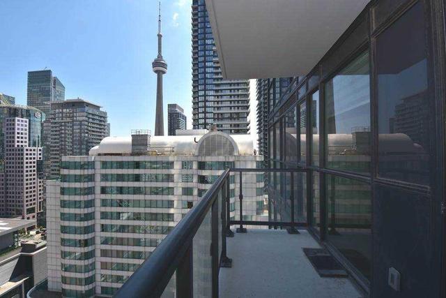 2212 - 87 Peter St, Condo with 1 bedrooms, 1 bathrooms and 0 parking in Toronto ON | Image 15