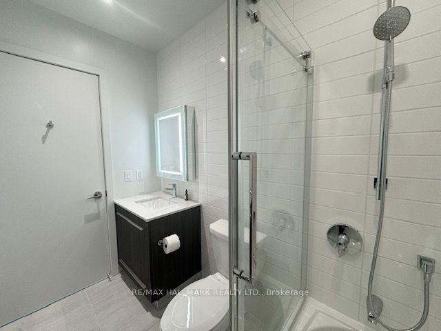 4408 - 8 Cumberland St, Condo with 1 bedrooms, 1 bathrooms and 0 parking in Toronto ON | Image 5