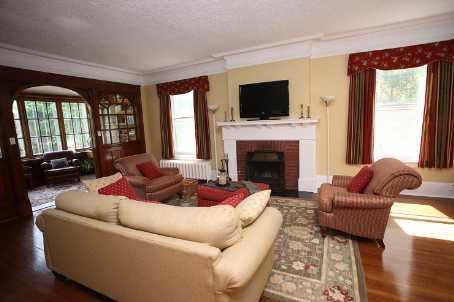 479 Kingston Rd W, House detached with 4 bedrooms, 3 bathrooms and 8 parking in Ajax ON | Image 2