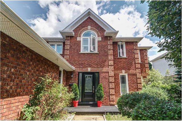 55 Ravenwood Road, House detached with 6 bedrooms, 3 bathrooms and 4 parking in Brantford ON | Image 12