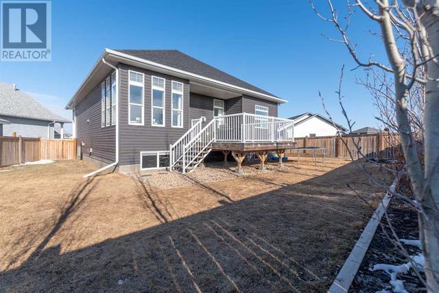 7303 - 37 Streetclose, House detached with 3 bedrooms, 2 bathrooms and 629 parking in Lloydminster (Part) AB | Image 35