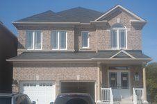81 Riverheights Dr, House detached with 4 bedrooms, 3 bathrooms and 4 parking in Brampton ON | Image 1