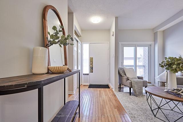 11 - 152 Homestead Rd, Townhouse with 3 bedrooms, 2 bathrooms and 2 parking in Toronto ON | Image 37