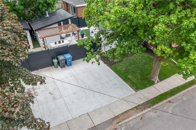 45 Allan Avenue, House detached with 4 bedrooms, 2 bathrooms and 3 parking in Guelph ON | Image 41