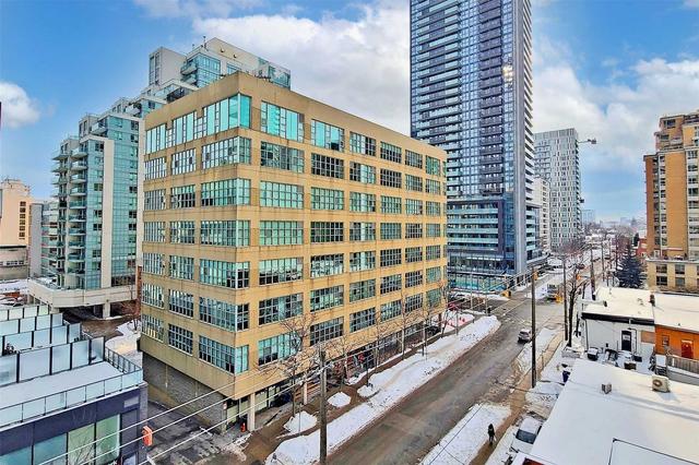 614 - 161 Roehampton Ave, Condo with 1 bedrooms, 1 bathrooms and 0 parking in Toronto ON | Image 13
