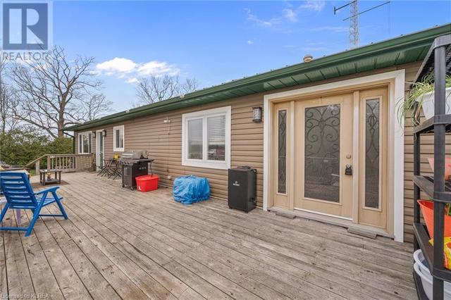 5888 Highway 35, House detached with 3 bedrooms, 1 bathrooms and 6 parking in Kawartha Lakes ON | Image 5
