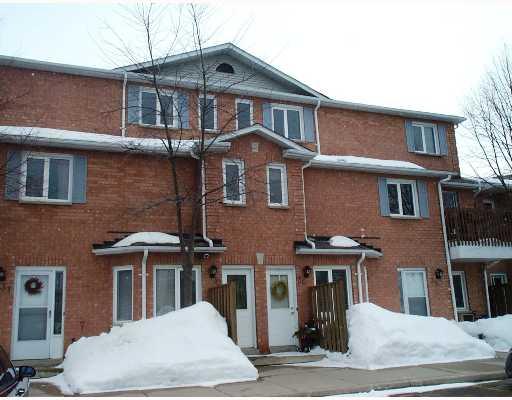 36 - 506 Essa Rd, Townhouse with 3 bedrooms, 2 bathrooms and null parking in Barrie ON | Image 1