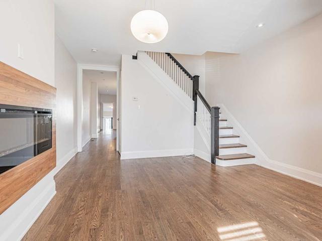 104 Hallam St, House semidetached with 3 bedrooms, 3 bathrooms and 0 parking in Toronto ON | Image 29
