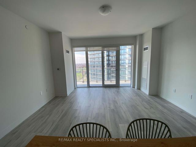 1404 - 4675 Metcalfe Ave, Condo with 2 bedrooms, 2 bathrooms and 2 parking in Mississauga ON | Image 7