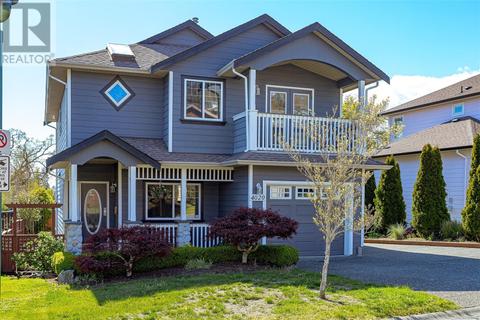 4020 Blackberry Lane, House detached with 3 bedrooms, 3 bathrooms and 3 parking in Saanich BC | Card Image