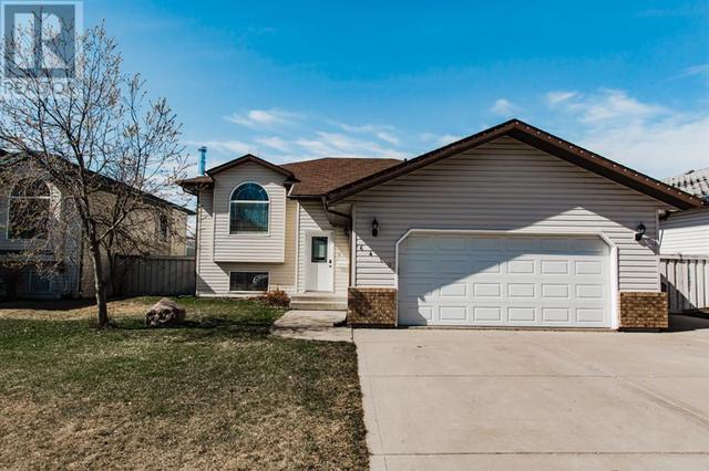 6410 98a Street, House detached with 5 bedrooms, 3 bathrooms and 6 parking in Grande Prairie AB | Image 1