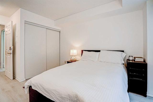 708 - 3 Pemberton Ave, Condo with 1 bedrooms, 1 bathrooms and 1 parking in Toronto ON | Image 19