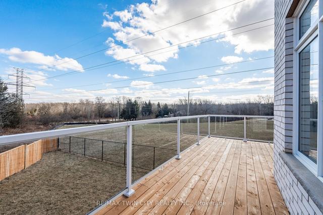 321 Blair Creek Dr, House detached with 7 bedrooms, 6 bathrooms and 6 parking in Kitchener ON | Image 25