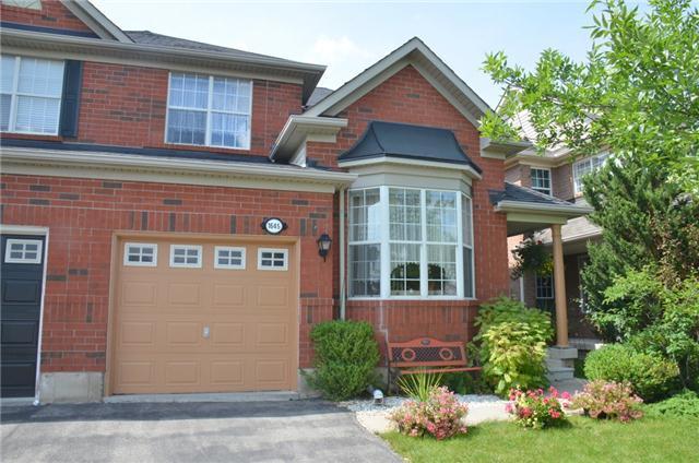 1645 Gowling Terr, House semidetached with 3 bedrooms, 3 bathrooms and 2 parking in Milton ON | Image 2