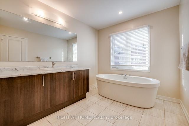 20 Harcourt St, House attached with 3 bedrooms, 4 bathrooms and 2 parking in Vaughan ON | Image 22