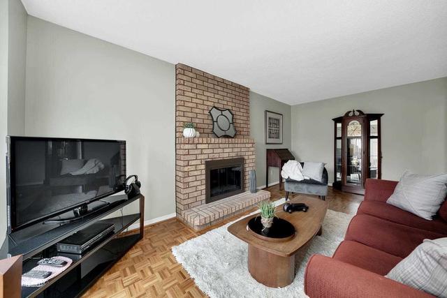 109 Major Wm Sharpe Dr, House detached with 4 bedrooms, 3 bathrooms and 4 parking in Brampton ON | Image 34