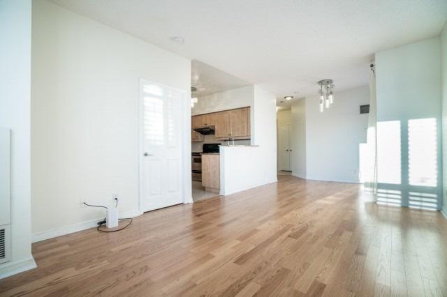 406 - 481 Rosewell Ave, Condo with 2 bedrooms, 2 bathrooms and 1 parking in Toronto ON | Image 9