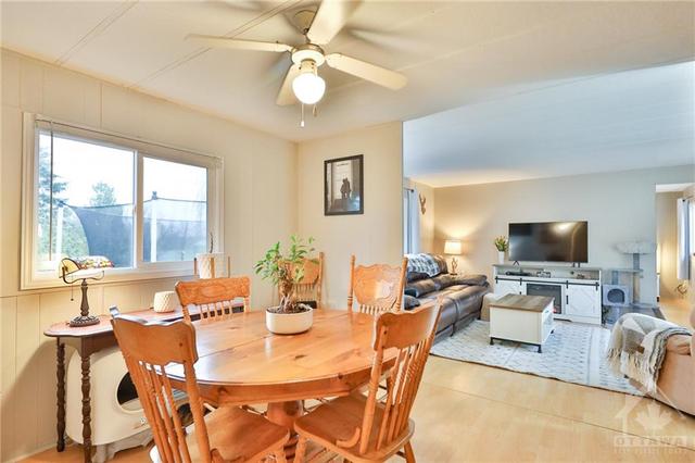 301 - 26 Salmon Side Road, House detached with 2 bedrooms, 1 bathrooms and 2 parking in Rideau Lakes ON | Image 5
