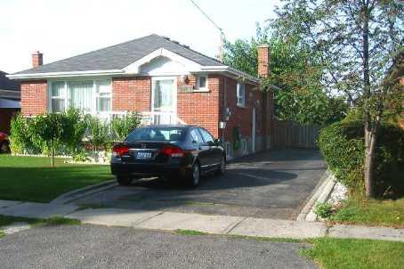 362 Baldwin St, House detached with 3 bedrooms, 2 bathrooms and 3 parking in Oshawa ON | Image 1