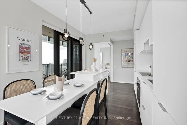 3110 - 5 St Joseph St, Condo with 2 bedrooms, 2 bathrooms and 1 parking in Toronto ON | Image 3