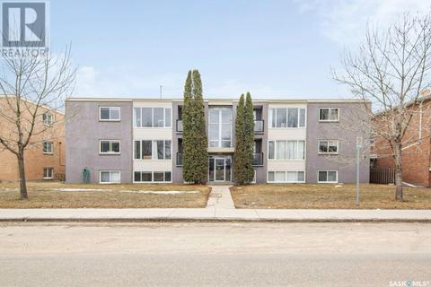 11 - 1604 Main Street, Condo with 2 bedrooms, 1 bathrooms and null parking in Saskatoon SK | Card Image