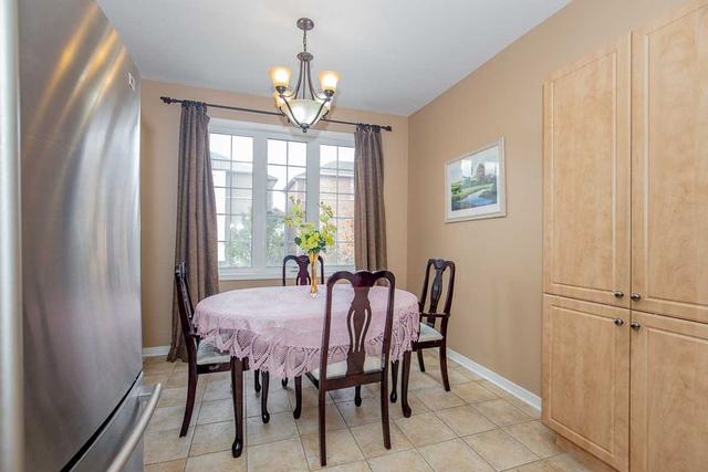 6 - 7155 Magistrate Terr, Townhouse with 3 bedrooms, 3 bathrooms and 2 parking in Mississauga ON | Image 6