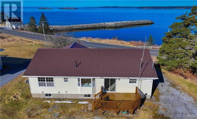 183 Maces Bay Road, House detached with 3 bedrooms, 1 bathrooms and null parking in Lepreau NB | Image 2