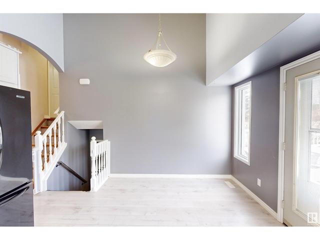 1415 48a St Nw, House detached with 6 bedrooms, 3 bathrooms and 4 parking in Edmonton AB | Image 12