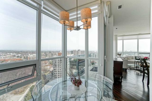 uph08 - 1055 Southdown Rd, Condo with 2 bedrooms, 2 bathrooms and 2 parking in Mississauga ON | Image 2