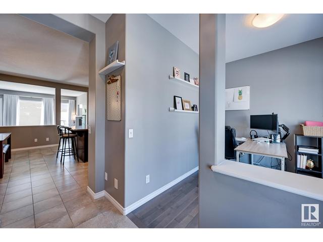1834 Carruthers Ln Sw, House detached with 3 bedrooms, 2 bathrooms and null parking in Edmonton AB | Image 15