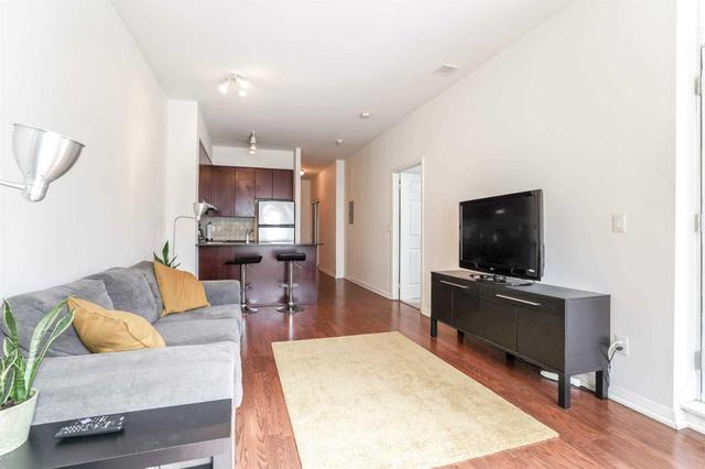 Th105 - 220 Forum Dr, Condo with 3 bedrooms, 3 bathrooms and 1 parking in Mississauga ON | Image 4