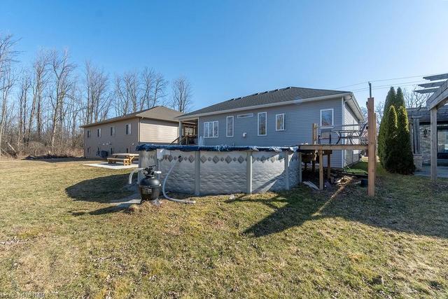 34 Concession Road, House detached with 5 bedrooms, 3 bathrooms and null parking in Fort Erie ON | Image 35