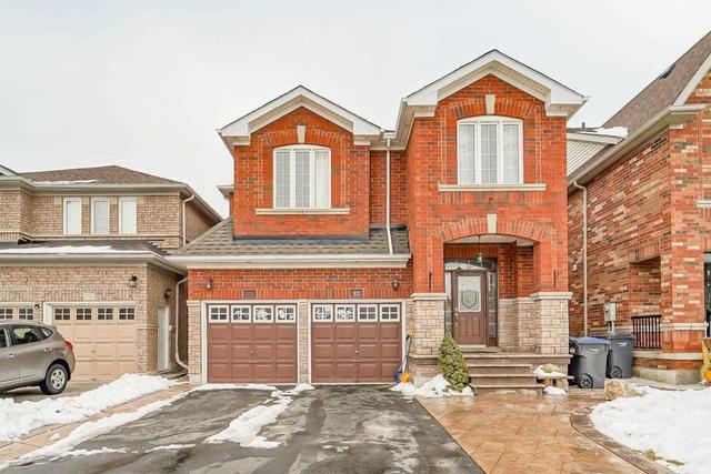 82 Botavia Downs Dr, House detached with 4 bedrooms, 4 bathrooms and 4 parking in Brampton ON | Image 1