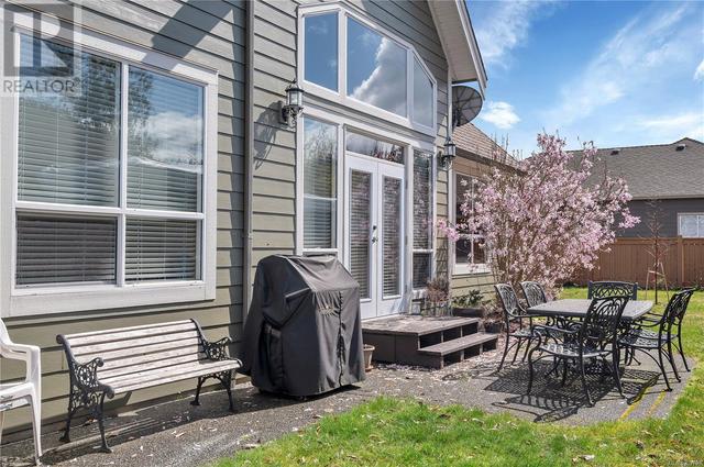 562 Edgewood Dr, House detached with 3 bedrooms, 3 bathrooms and 5 parking in Campbell River BC | Image 39