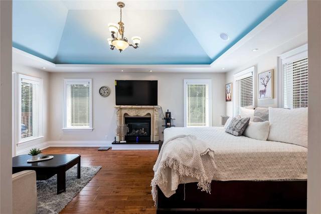 65 Oakfield Dr, House detached with 5 bedrooms, 8 bathrooms and 12 parking in Toronto ON | Image 10
